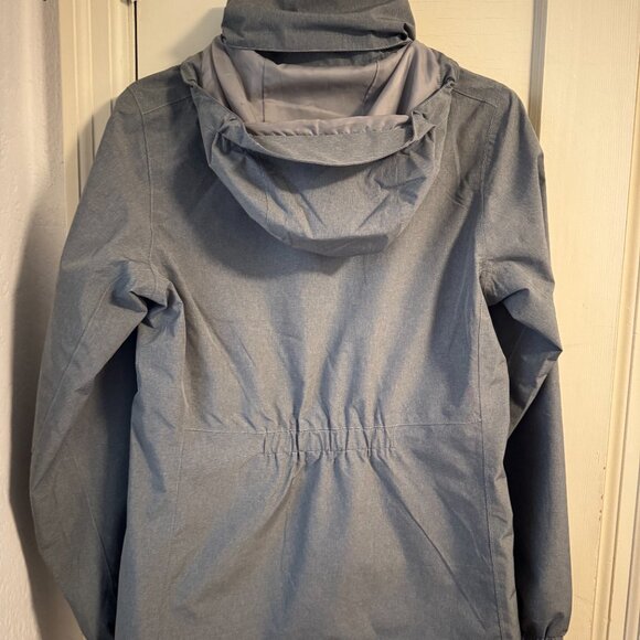 The North Face Rain Jacket - Picture 2 of 2